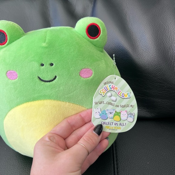 8” Wendy Squishmallow - Picture 2 of 2